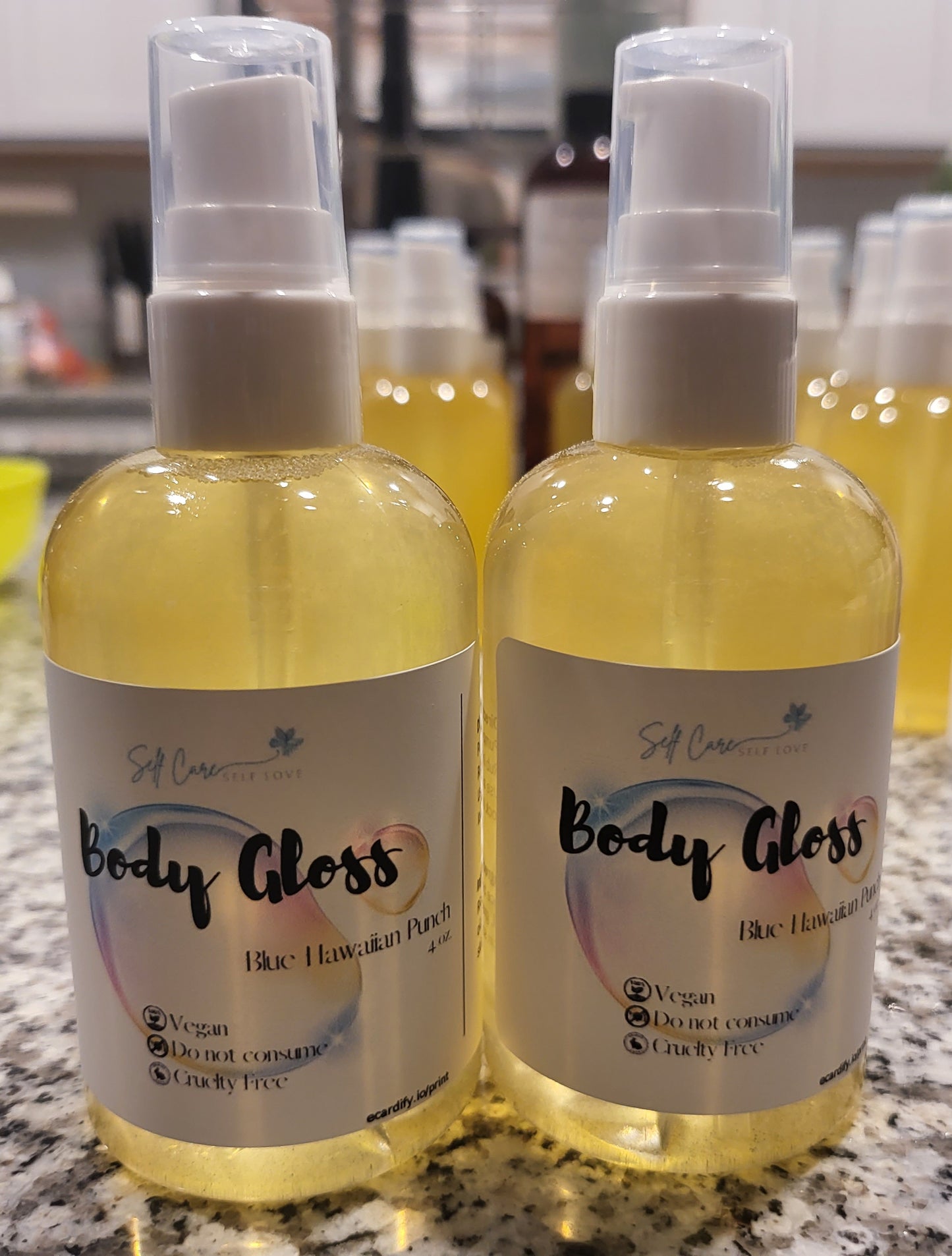 Body Gloss (Scented Body Oil)